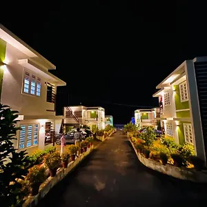 Luxe - & 2* Wayanad
